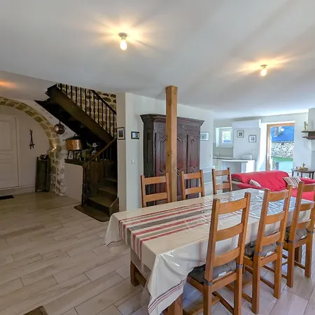 Xiiieme Siecle - 3 Etoiles - Wifi - Salle De Sport Holiday home *