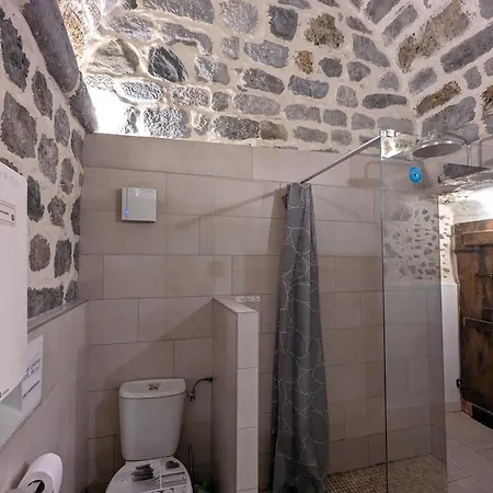Xiiieme Siecle - 3 Etoiles - Wifi - Salle De Sport